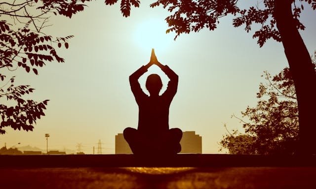 5 Ways Yoga and Meditation Boost Mental Health